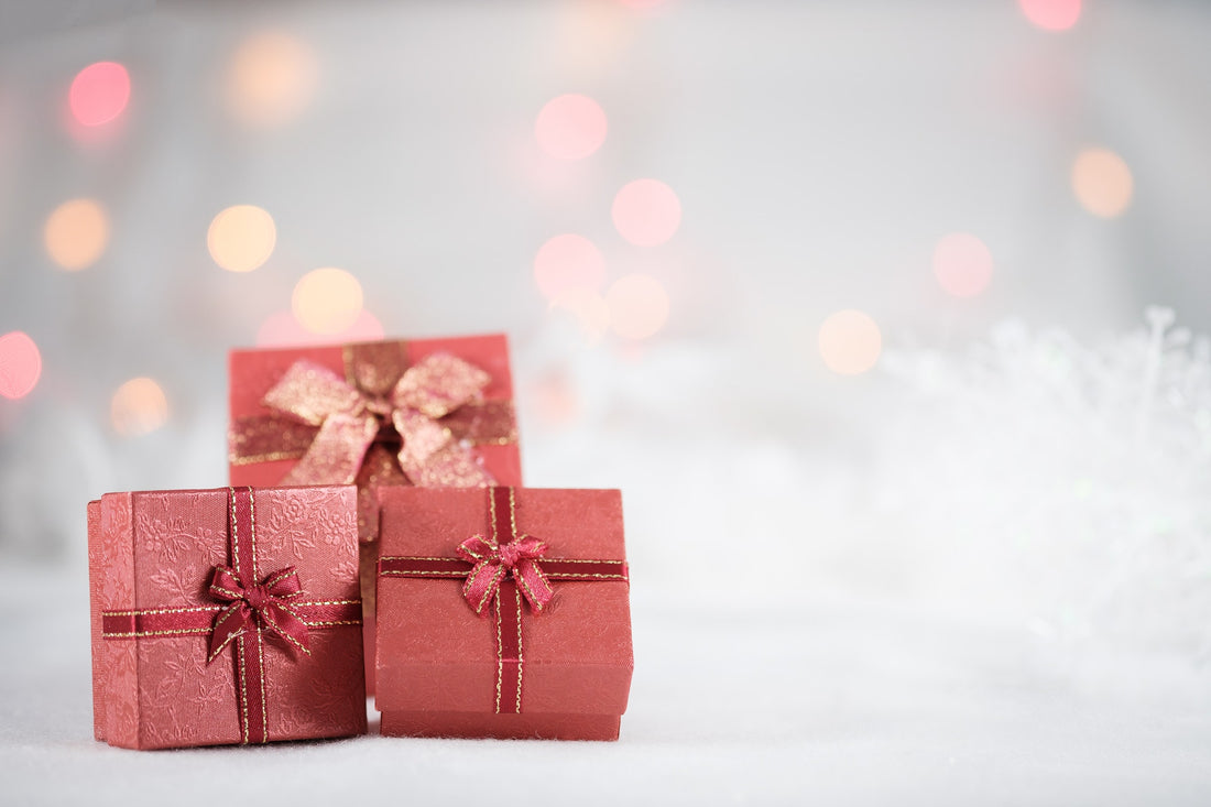 Healthy Gifts For Friends, Family, and YOU!