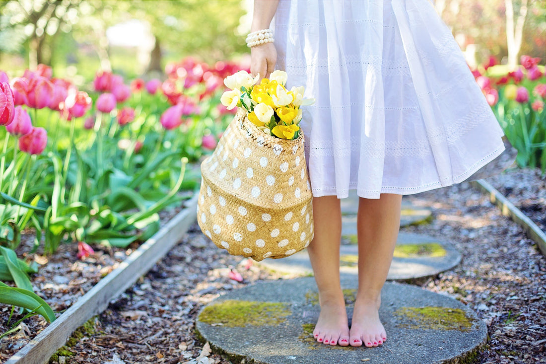 Smart Sun Safety: The Benefits (And Drawbacks) of the Sunny Season